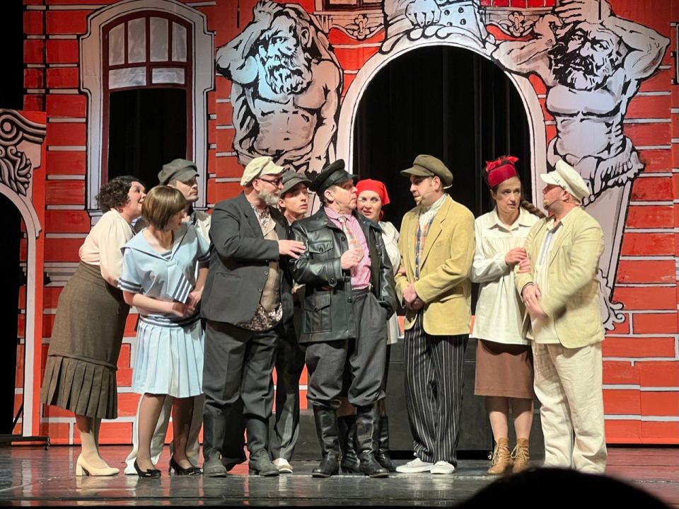 ���� ��� ����. ������������� ����� "������" ��. �.�. �������� �������� ����� �� �������� ����� ������������ �������� "���� ��� ����" �� ������� ��������� ������� �������