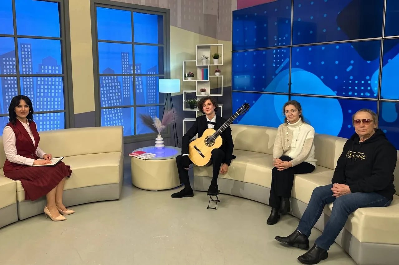 А вы слышали, как звучит тремоло на гитаре?