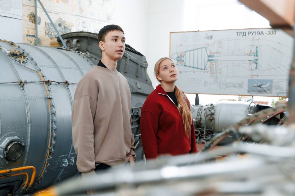 ������ ������-���������� ������� ������� ����� ��������� � ��������� �������