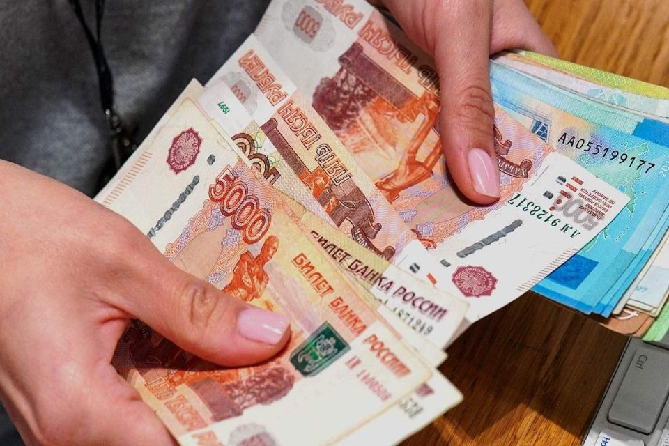 Поддержка работающих родителей: новая возможность вернуть НДФЛ в 2026 году