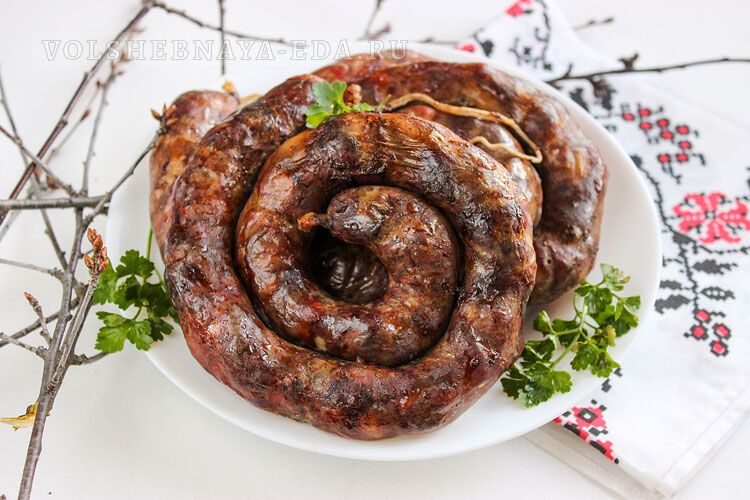 Колбаса из свинины домашнего приготовления