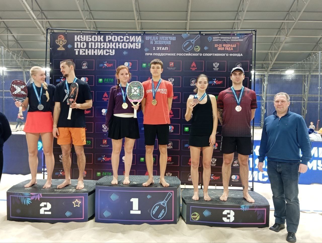 В Москве завершился Кубок России (первый этап) по пляжному теннису среди мужчин и женщин В Москве завершился Кубок России (первый этап) по пляжному теннису среди мужчин и женщин