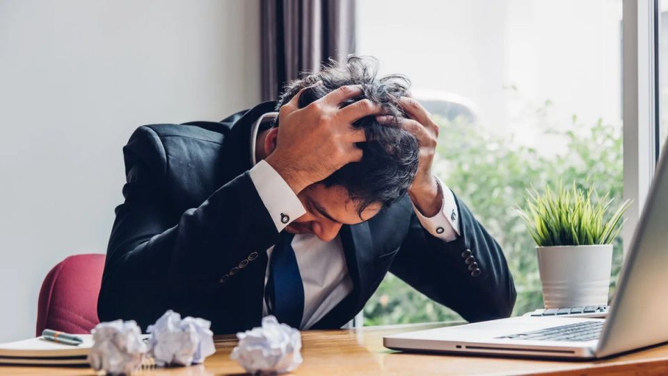 Почему малый бизнес в России тонет: виноваты ли реформы и маркетплейсы?