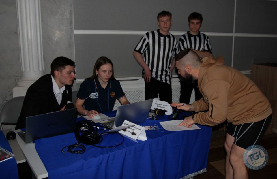 Праздник силы духа в ТГУ. В Тольяттинском государственном университете прошли соревнования, организованные федерацией силового спорта Самарской области