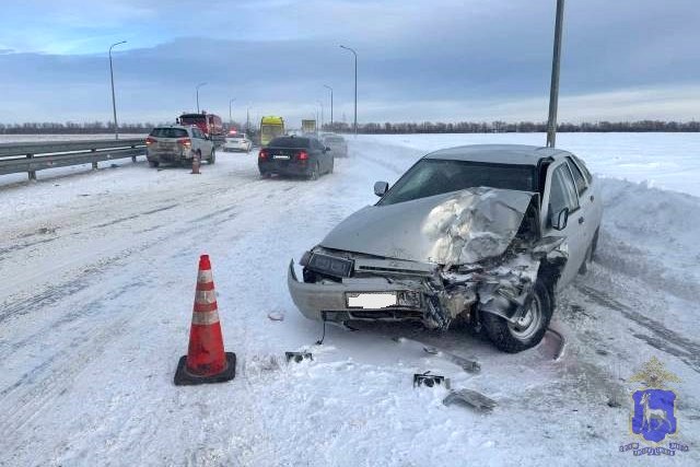 Соблюдайте дистанцию! На «Обходе Тольятти» столкнулись три автомобиля