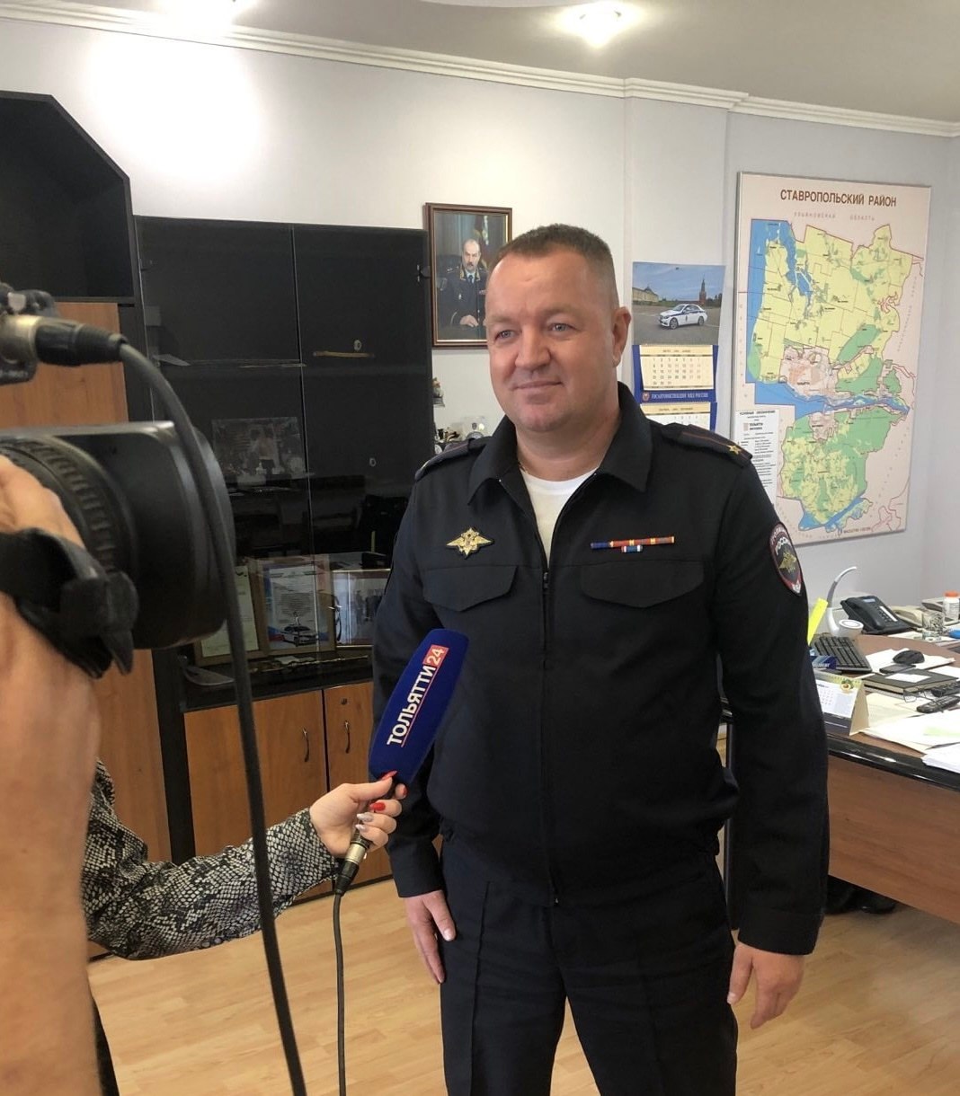 Сегодня свой День рождения отмечает руководитель #ГосавтоинспекцииТольятти подполковник полиции Александр Ефанов Сегодня свой День рождения отмечает руководитель #ГосавтоинспекцииТольятти подполковник полиции Александр Ефанов