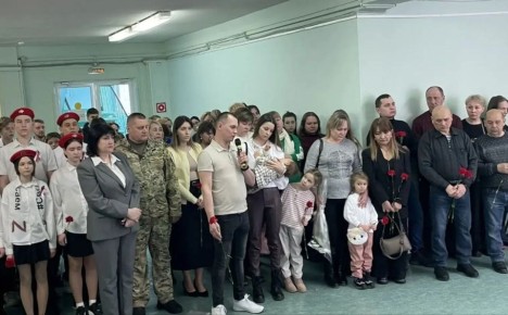 В память о младшем сержанте Андрее Григорьеве