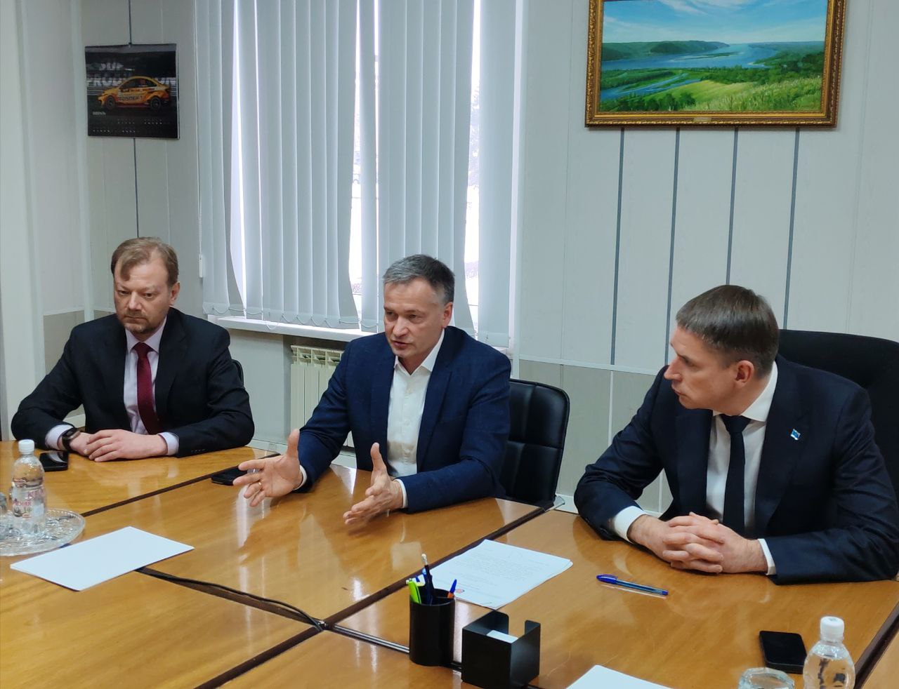 Алексей Бузинный: «Вопросы благоустройства сквера в 15-м квартале будем решать вместе с жителями» Алексей Бузинный: «Вопросы благоустройства сквера в 15-м квартале будем решать вместе с жителями»