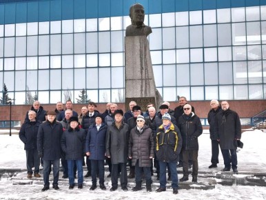 � ������ � ������ �����������