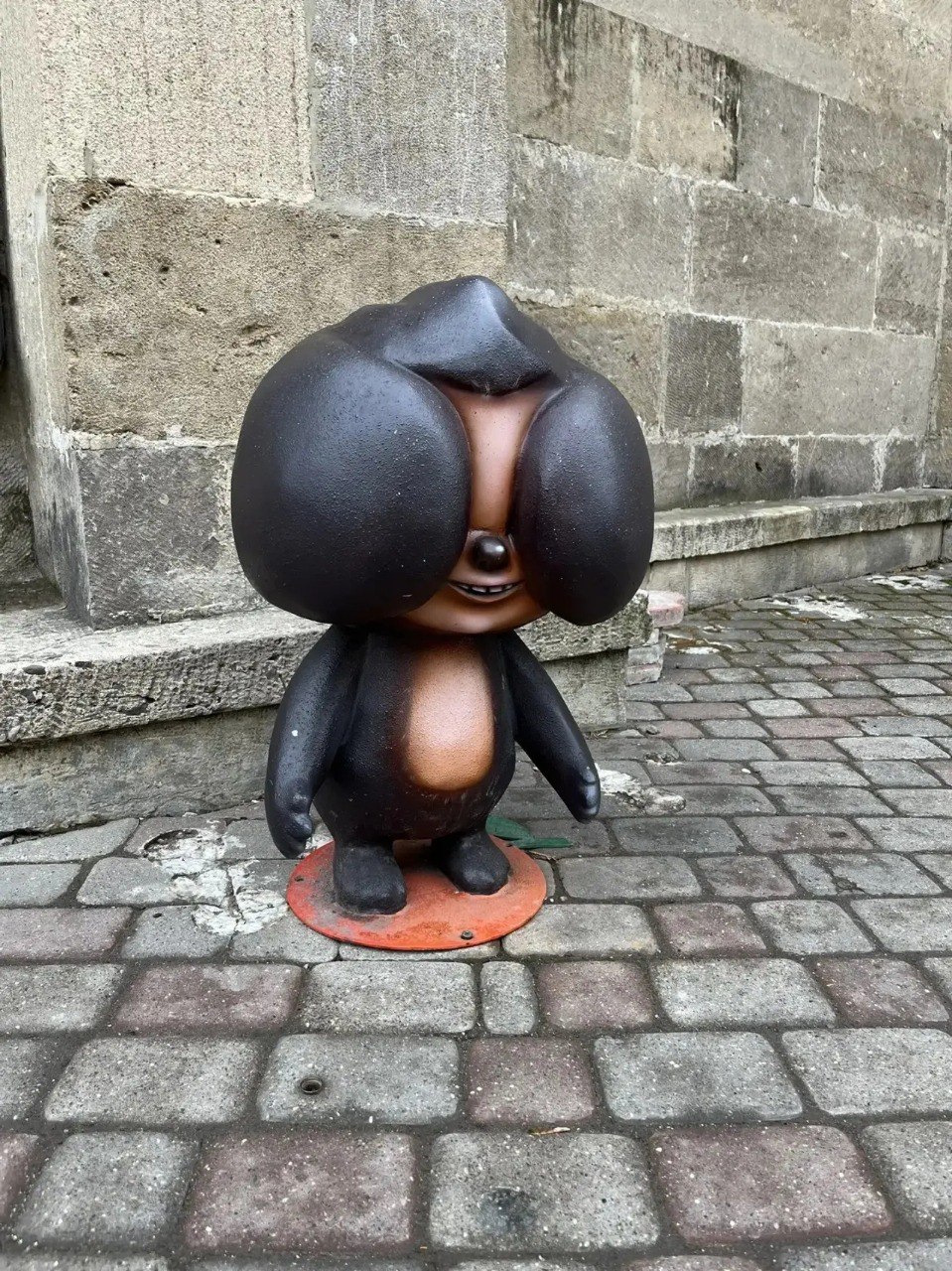 Пока Гена строит дом, Чебурашка покоряет Кавказ Пока Гена строит дом, Чебурашка покоряет Кавказ