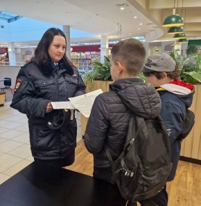 В Тольятти прошёл профилактический рейд в торговых центрах