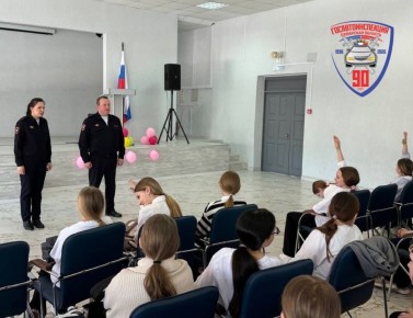 В преддверии школьных каникул руководство #ГосавтоинспекцииТольятти уделяет особое внимание профилактической работе с детьми, напоминая им о важности соблюдения правил дорожного движения