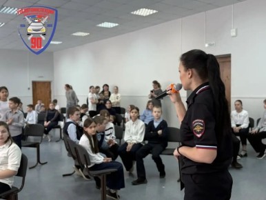 Традиционная игра вместе со Светофорычем!