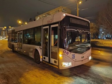 Сегодня, 1 апреля, возобновил работу троллейбусный маршрут №21 "Речной вокзал - Транспортный цех"