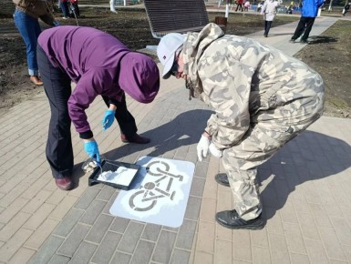 Наведём чистоту в городе!. В Тольятти прошел первый в этом году общегородской субботник