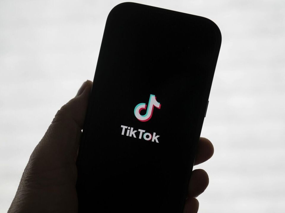 TikTok ����� ��� ������: ����� � 700 ����� ������ �� �������������