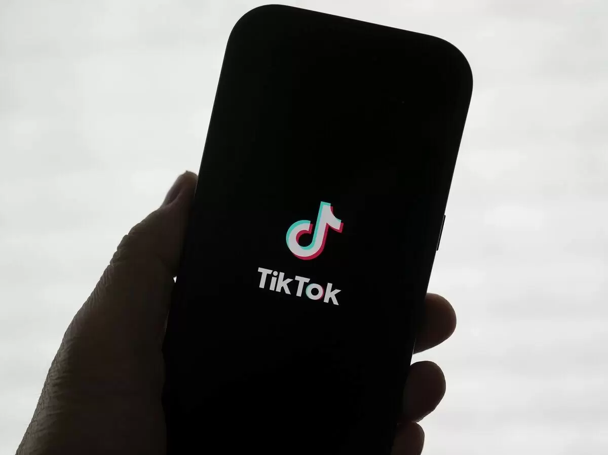 TikTok снова под ударом: штраф в 700 тысяч рублей от Роскомнадзора