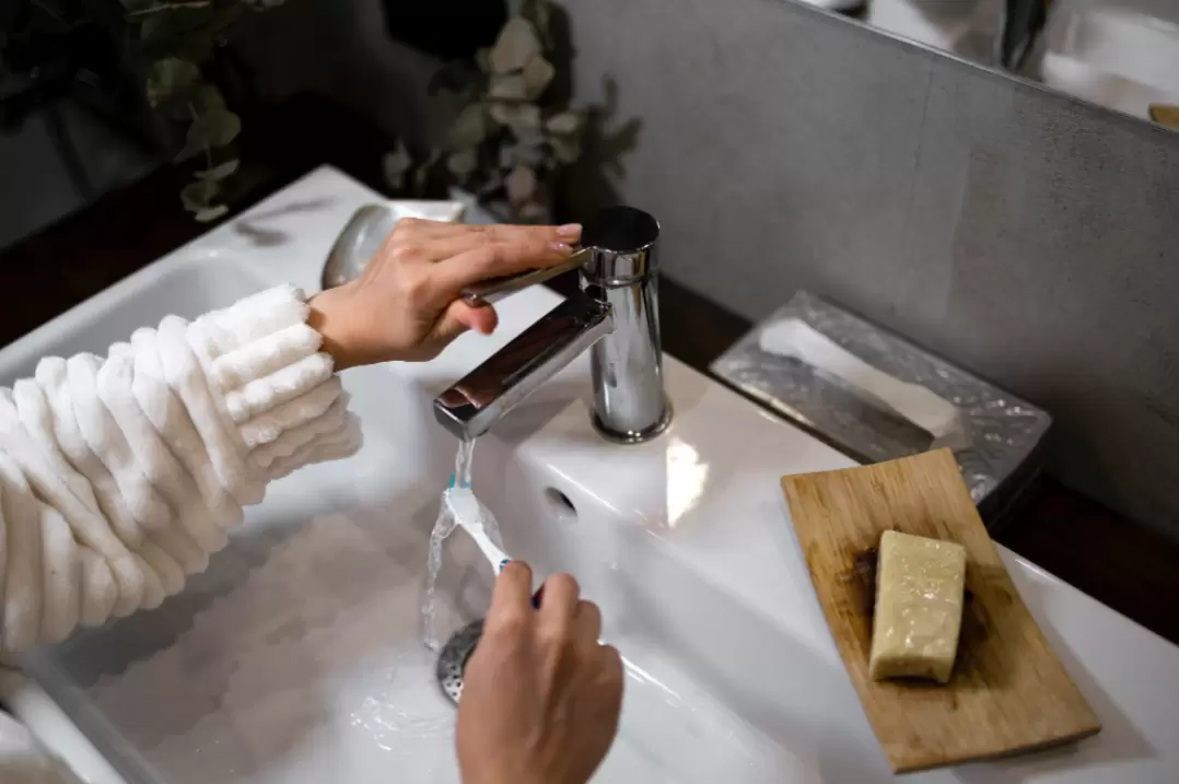 Пять шагов к безопасности вашей ванной: как избежать неприятностей