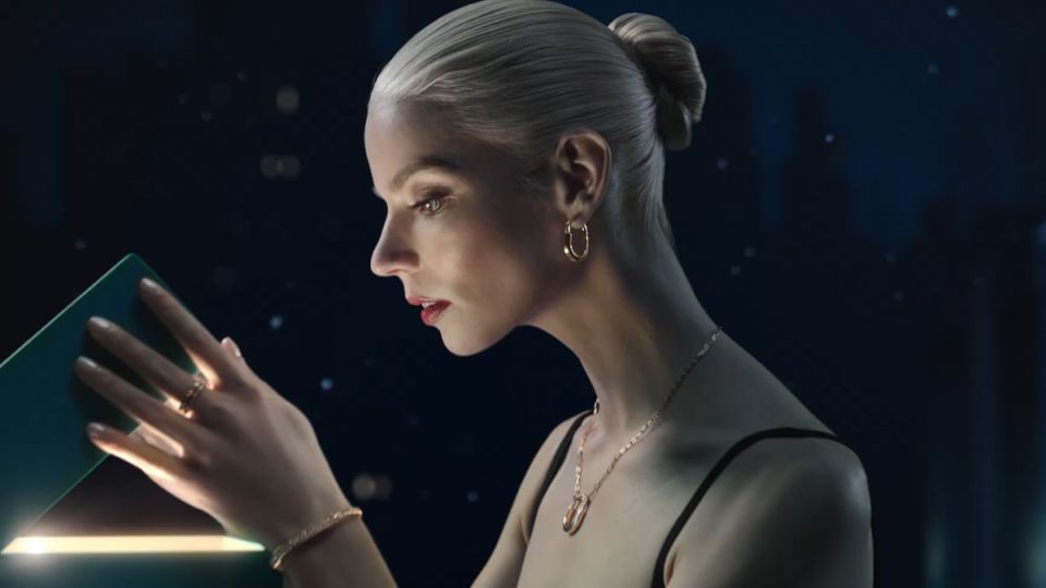 ��� ������-���� ����������� �� ������� ����� � ���������� �������� Tiffany & Co.