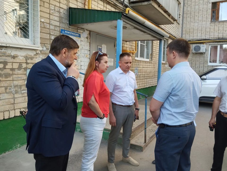 Контроль качества и диалог с жителями: как в Тольятти проходит капремонт многоквартирных домов