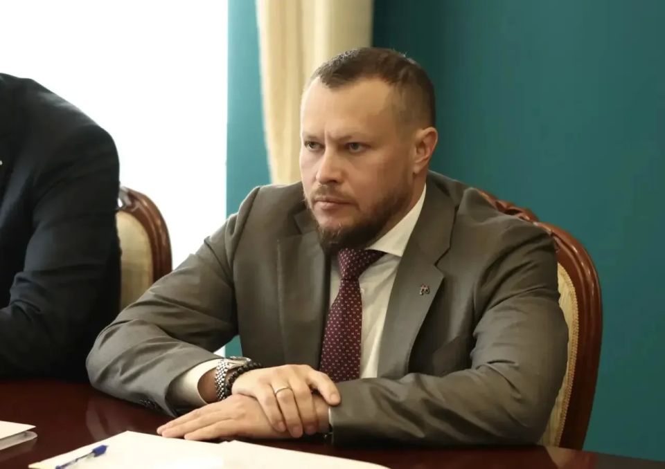 Губернатор Вячеслав Федорищев и гендиректор «Т Плюс» Павел Сниккарс провели рабочую встречу Губернатор Вячеслав Федорищев и гендиректор «Т Плюс» Павел Сниккарс провели рабочую встречу