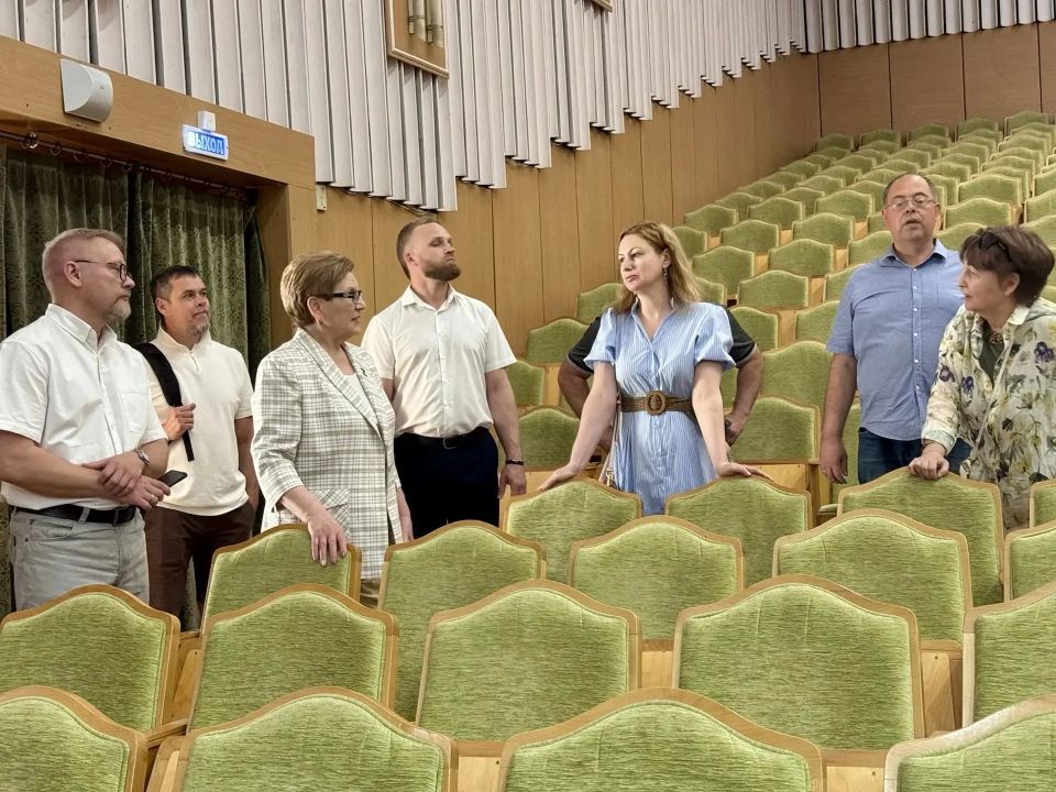 Парламентарии - в учреждениях культуры и спорта! Парламентарии - в учреждениях культуры и спорта!