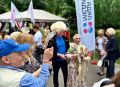 Папаха, балалайка и русский народный платок-самые популярные атрибуты на площадке телеканала Тольятти 24!