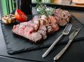 Стейк с горчично-сливочным соусом: готовим кулинарный шедевр