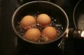 Как сварить идеальные яйца: секреты и хитрости для каждого повара