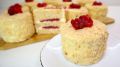 Пирожные «Нежность» с яблоками и брусникой: свежий взгляд на классический десерт