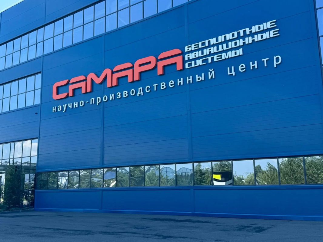Каникулы с пользой!. 20 июля в Тольятти стартовал общероссийский проект Движения Первых «Первые во дворе», главная задача которого организовать интересный и полезный досуг для детей во время летних каникул Каникулы с пользой!. 20 июля в Тольятти стартовал общероссийский проект Движения Первых «Первые во дворе», главная задача которого организовать интересный и полезный досуг для детей во время летних каникул
