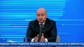 Губернатор Вячеслав Федорищев в ходе «Прямой линии» призвал самарцев проявить гражданскую ответственность и прийти на выборы