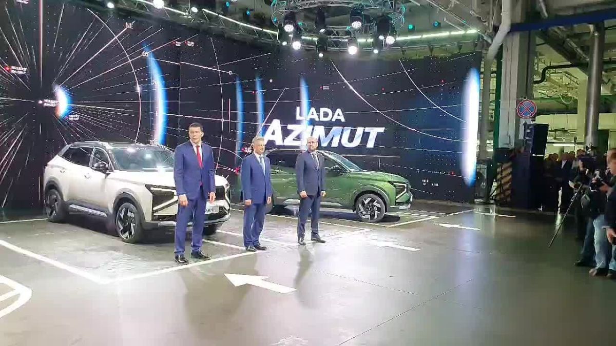 За вклад в развитие автомобильной промышленности и достигнутые трудовые успехи благодарность президента Российской Федерации объявлена коллективу АО «АВТОВАЗ»