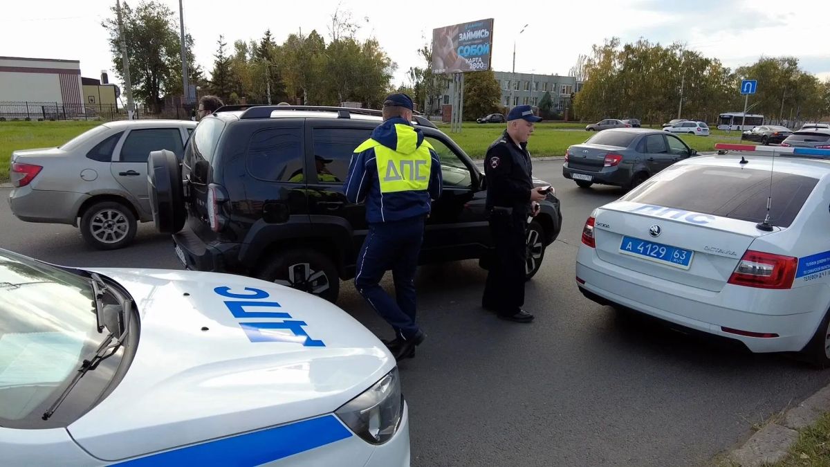 Госавтоинспекция Тольятти провела рейд по тонировке Госавтоинспекция Тольятти провела рейд по тонировке