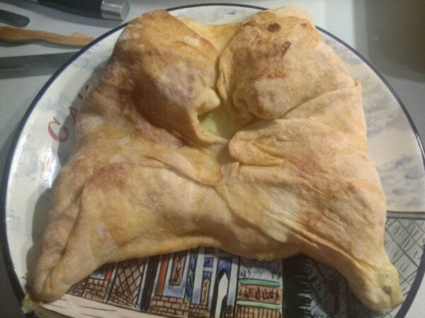 Курица в тесте с сыром сулугуни: вкусное удовольствие для всей семьи