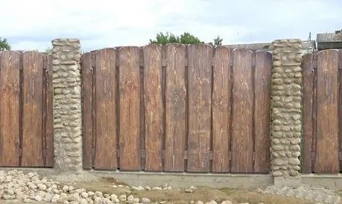 Забор из горбыля: уютный акцент для вашего участка