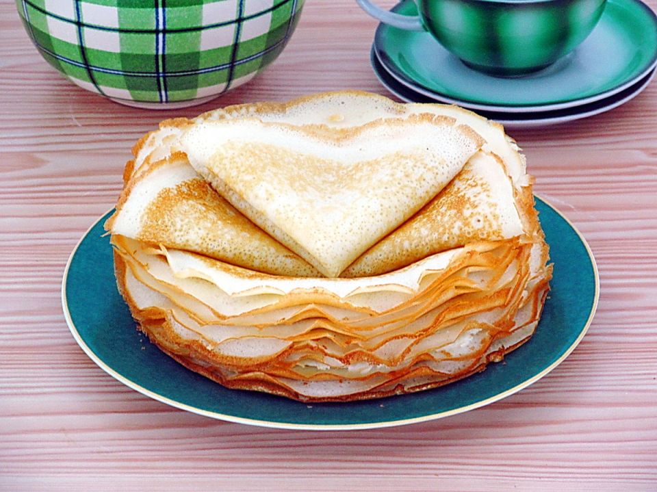 Блины на молоке: от тонких кружев до пышных десертов и альтернатив
